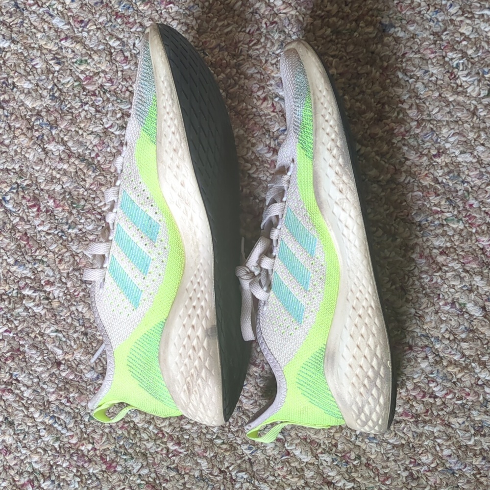 Cross Trainers - Picture 3 of 3